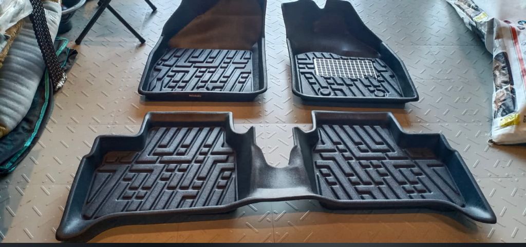 DANISH THE FASHION CAR ACCESSORIES CHANGUVETTY